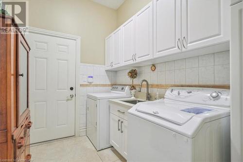 9893 Dickenson Road W, Hamilton, ON - Indoor Photo Showing Laundry Room