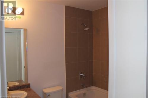 2486 Old Bronte Road Unit# 401, Oakville, ON - Indoor Photo Showing Bathroom