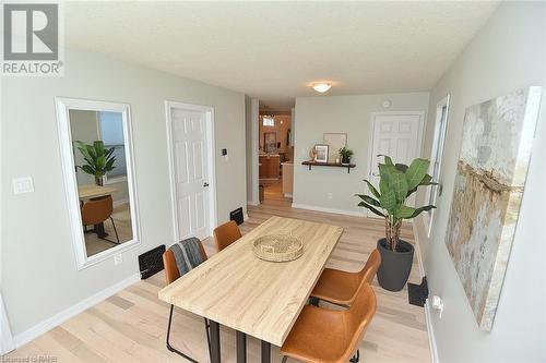 587 Mary Street, Hamilton, ON - Indoor Photo Showing Dining Room