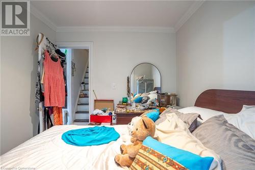 537 Ferguson Avenue N, Hamilton, ON - Indoor Photo Showing Bedroom