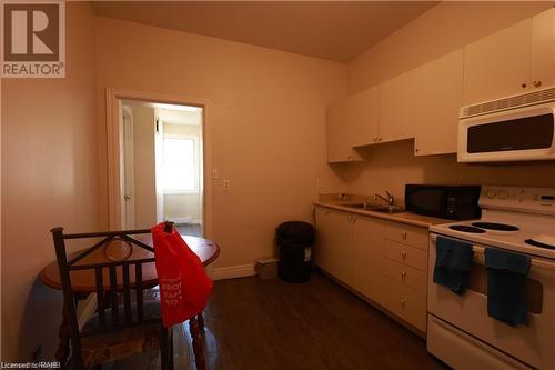 125 Sanford Avenue N, Hamilton, ON - Indoor Photo Showing Kitchen With Double Sink