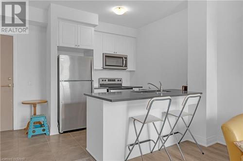 16 Concord Place Unit# 431, Grimsby, ON - Indoor Photo Showing Kitchen