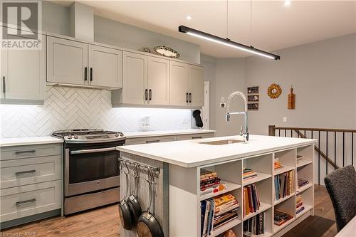 9245 Shoveller Drive Unit# 2, Niagara Falls, ON - Indoor Photo Showing Kitchen