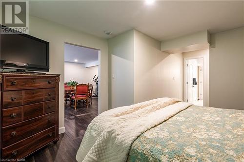 9245 Shoveller Drive Unit# 2, Niagara Falls, ON - Indoor Photo Showing Bedroom