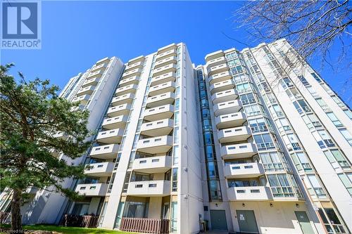 5090 Pinedale Avenue Unit# 203, Burlington, ON - Outdoor With Balcony With Facade