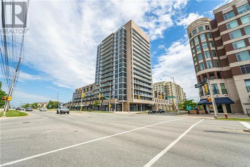 1940 Ironstone Drive Unit# 1104, Burlington, ON - Outdoor With Facade