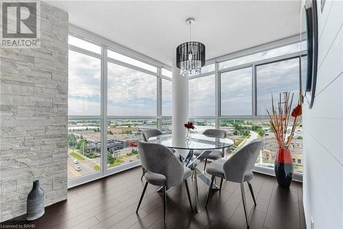 1940 Ironstone Drive Unit# 1104, Burlington, ON - Indoor Photo Showing Dining Room