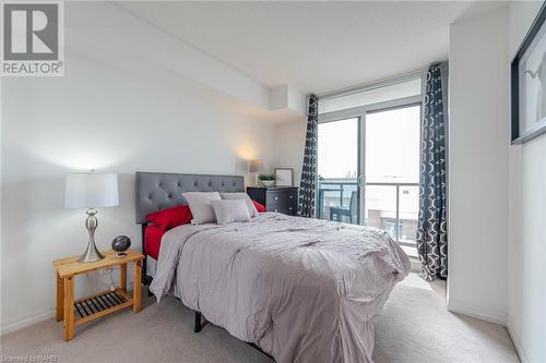 1940 Ironstone Drive Unit# 1104, Burlington, ON - Indoor Photo Showing Bedroom