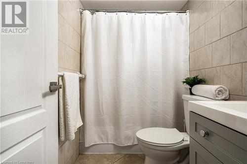 10 John Street Unit# 209, Dundas, ON - Indoor Photo Showing Bathroom