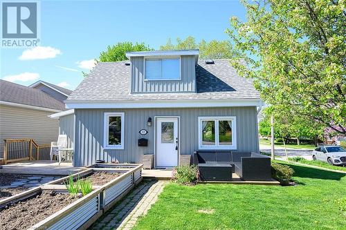 12 Broadview Avenue, Cambridge, ON - Outdoor