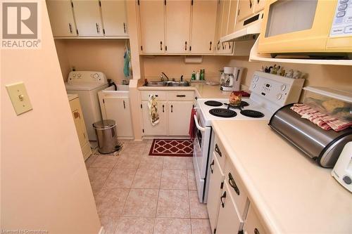 2 Westdale Avenue, Port Dover, ON - Indoor Photo Showing Laundry Room