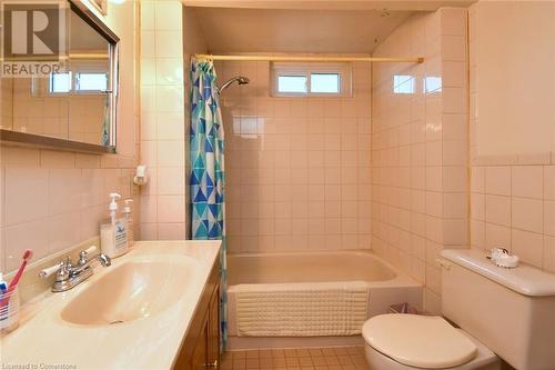 2 Westdale Avenue, Port Dover, ON - Indoor Photo Showing Bathroom