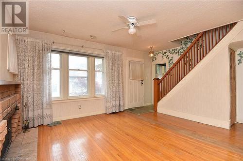 493 Crosby Avenue, Burlington, ON - Indoor Photo Showing Other Room