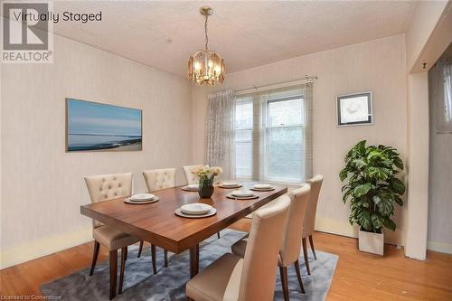 493 Crosby Avenue, Burlington, ON - Indoor Photo Showing Dining Room