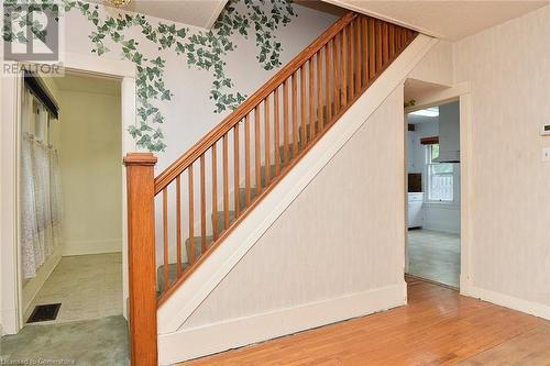 493 Crosby Avenue, Burlington, ON - Indoor Photo Showing Other Room