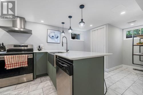 330 Ofield Road S, Dundas, ON - Indoor Photo Showing Kitchen