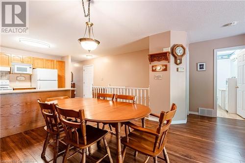 45 Applewood Drive Unit# 3, Brantford, ON - Indoor Photo Showing Dining Room