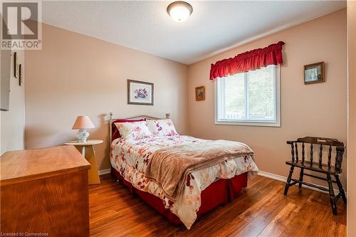 45 Applewood Drive Unit# 3, Brantford, ON - Indoor Photo Showing Bedroom