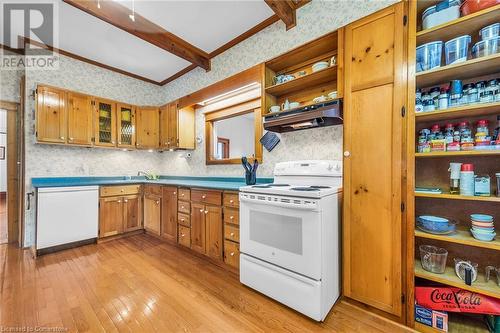 141 Mount Albion Road, Hamilton, ON - Indoor Photo Showing Kitchen