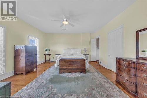 141 Mount Albion Road, Hamilton, ON - Indoor Photo Showing Bedroom