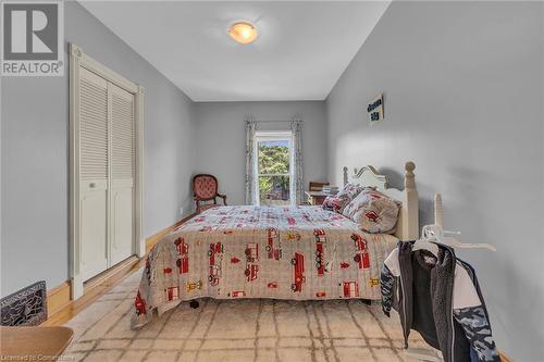 141 Mount Albion Road, Hamilton, ON - Indoor Photo Showing Bedroom