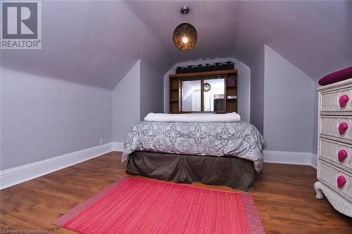 86 Graham Avenue S, Hamilton, ON - Indoor Photo Showing Bedroom