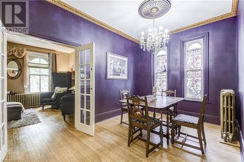 34 Park Avenue, Brantford, ON - Indoor Photo Showing Dining Room