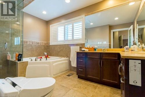 2379 Sovereign Street, Oakville, ON - Indoor Photo Showing Bathroom