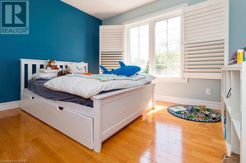 2379 Sovereign Street, Oakville, ON - Indoor Photo Showing Bedroom