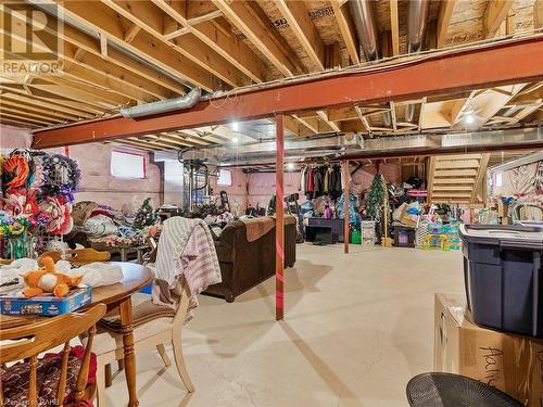 52 Arrowhead Drive, Hamilton, ON - Indoor Photo Showing Basement