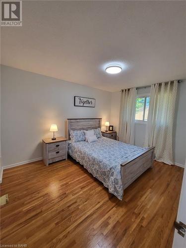 648 Greenhill Avenue, Hamilton, ON - Indoor Photo Showing Bedroom