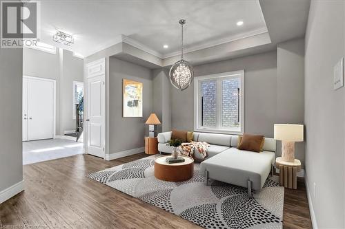 447 A Stone Church Road W, Hamilton, ON - Indoor Photo Showing Living Room