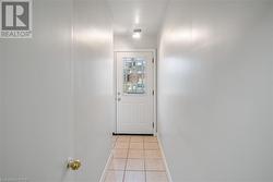 Main floor private entrance way - 