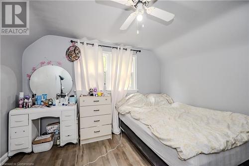 58 Mildred Avenue, St. Catharines, ON - Indoor Photo Showing Bedroom