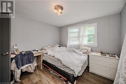 58 Mildred Avenue, St. Catharines, ON - Indoor Photo Showing Bedroom