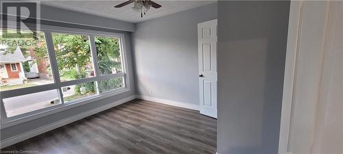 16 Cottage Avenue, Hamilton, ON - Indoor Photo Showing Other Room