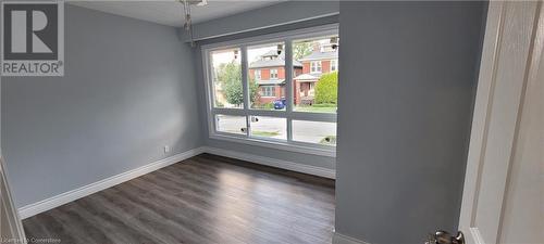 16 Cottage Avenue, Hamilton, ON - Indoor Photo Showing Other Room