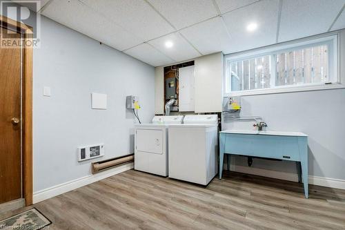 16 Cottage Avenue, Hamilton, ON - Indoor Photo Showing Laundry Room