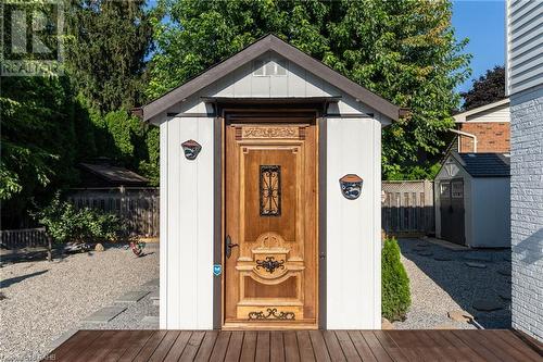 Custom Workshop with stunning century old door - 5 Lower Canada Drive, Niagara-On-The-Lake, ON - Outdoor