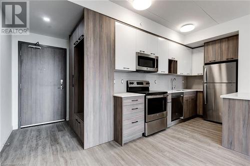 49 Walnut Street S Unit# 2305, Hamilton, ON - Indoor Photo Showing Kitchen With Stainless Steel Kitchen