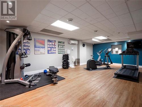 5220 Lakeshore Road Unit# 404, Burlington, ON - Indoor Photo Showing Gym Room