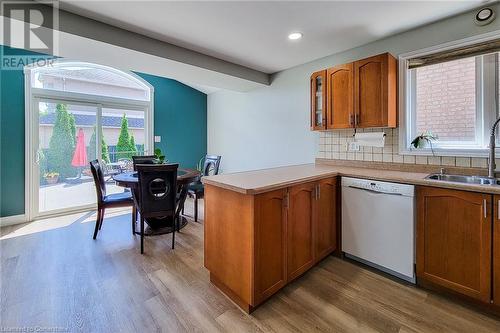 55 Alexsia Court, Hamilton, ON - Indoor Photo Showing Kitchen With Double Sink