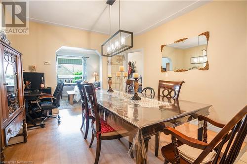 196 Avondale Street, Hamilton, ON - Indoor Photo Showing Dining Room