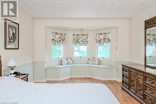 394 Scenic Drive, Hamilton, ON - Indoor Photo Showing Other Room