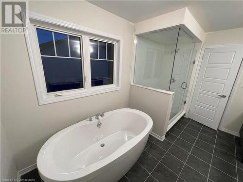 267 Bedrock Drive, Stoney Creek, ON - Indoor Photo Showing Bathroom