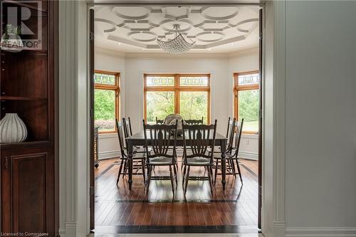 2659 2 Side Road, Burlington, ON - Indoor Photo Showing Dining Room