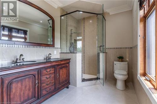 2659 2 Side Road, Burlington, ON - Indoor Photo Showing Bathroom