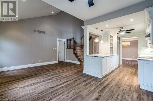 13 Appalachian Trail, Glanbrook, ON - Indoor Photo Showing Other Room