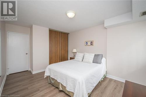 301 Frances Avenue S Unit# 1104, Hamilton, ON - Indoor Photo Showing Bedroom