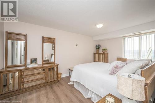 301 Frances Avenue S Unit# 1104, Hamilton, ON - Indoor Photo Showing Bedroom